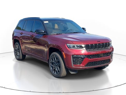 New 2026 Jeep Grand Cherokee Summit AWD/4WD image 2