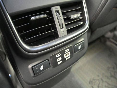 Used 2025 Subaru Outback Wilderness AWD/4WD image 13