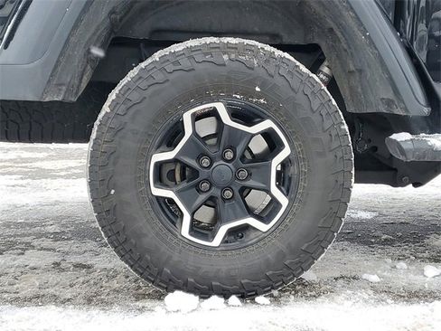 Used 2020 Jeep Gladiator Rubicon w/ Dual Top Group image 5