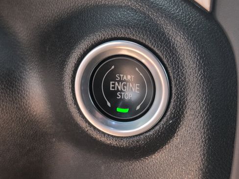 Used 2021 Chevrolet Silverado 1500 High Country w/ Technology Package image 22