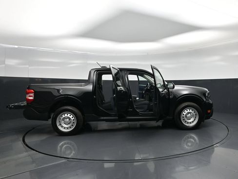 Used 2025 Ford Maverick XL FWD image 4