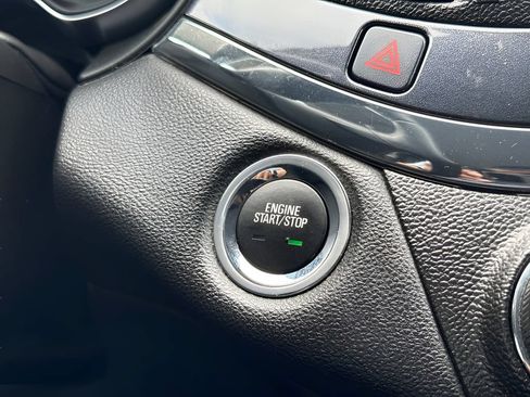 Used 2018 Chevrolet Impala Premier FWD image 13
