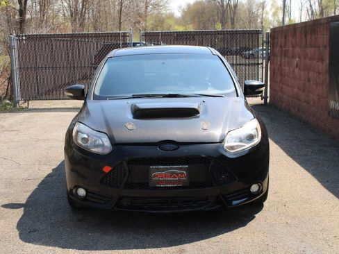 Used 2014 Ford Focus ST w/ Equipment Group 202A FWD image 7