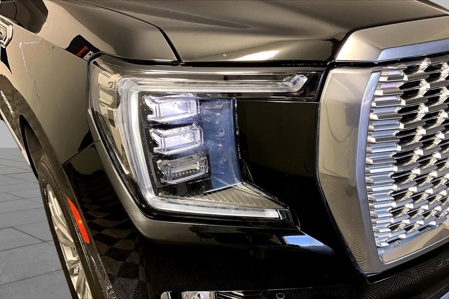 Used 2024 GMC Yukon XL Denali w/ Max Trailering Package AWD/4WD image 26