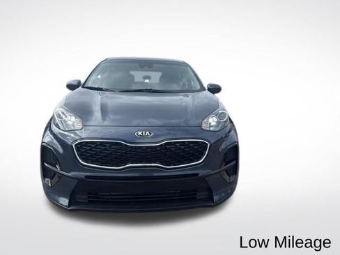 Used 2022 Kia Sportage LX image 4