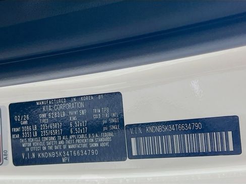 New 2026 Kia Carnival LX FWD image 33