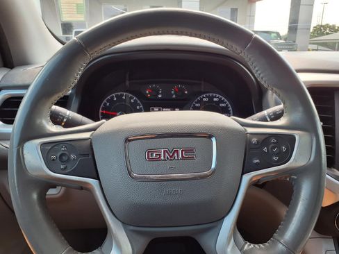 Used 2018 GMC Acadia SLE FWD image 27