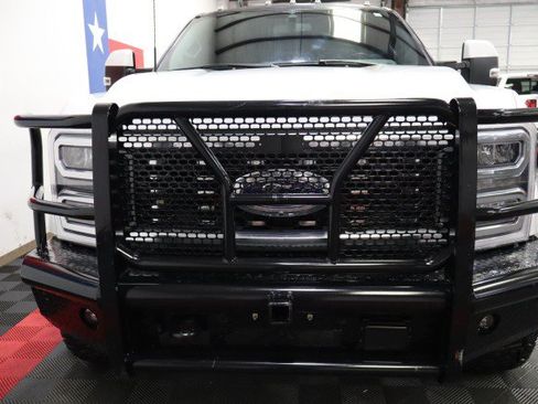 Used 2023 Ford F450 Lariat w/ Lariat Ultimate Package AWD/4WD image 4