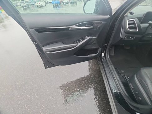 Used 2025 Kia Seltos EX w/ EX Sunroof Package FWD image 11