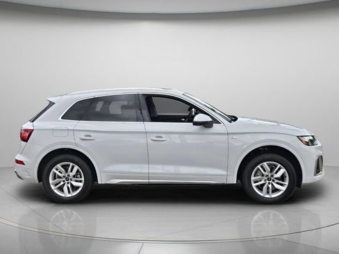 Used 2022 Audi Q5 2.0T Premium AWD/4WD image 3