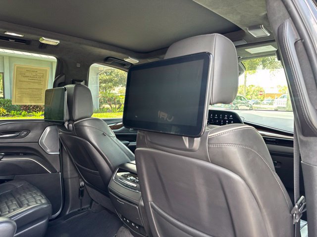 Used 2022 Cadillac Escalade Sport Platinum AWD/4WD image 15