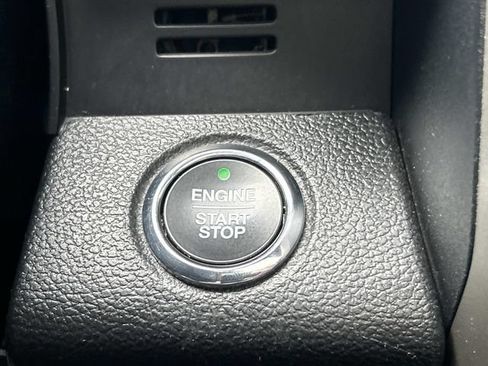 Used 2019 Ford F150 Lariat w/ Equipment Group 502A Luxury AWD/4WD image 35