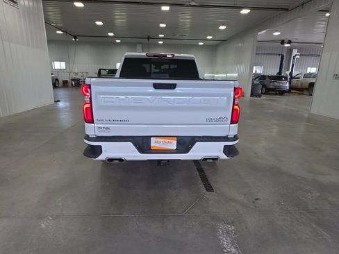 Used 2024 Chevrolet Silverado 1500 High Country w/ Technology Package AWD/4WD image 7