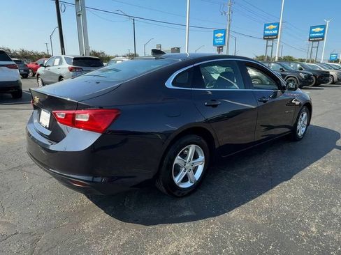 Used 2023 Chevrolet Malibu LS w/ LPO, Floor Liner Package FWD image 8