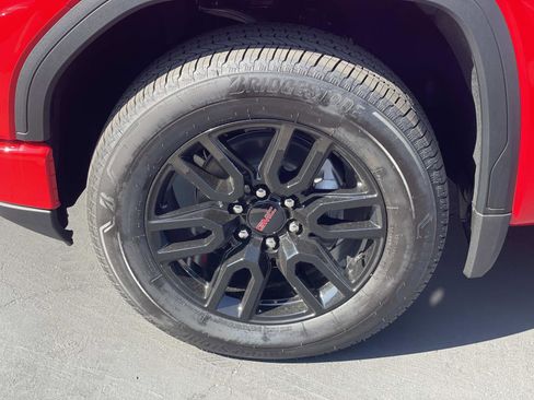 New 2026 GMC Sierra 1500 Elevation image 30