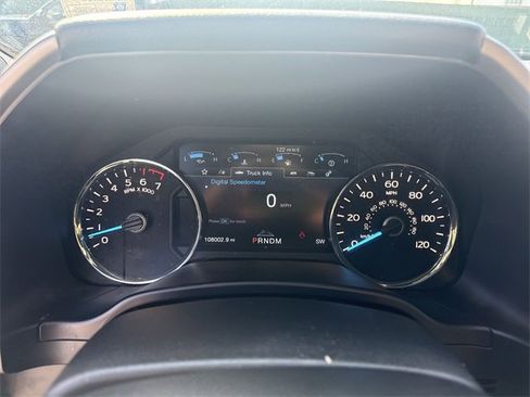 Used 2020 Ford F150 Lariat w/ Equipment Group 502A Luxury image 15