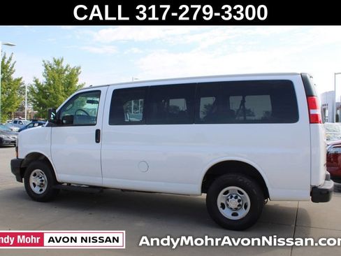 Used 2021 Chevrolet Express 2500 LS w/ Driver Convenience Package RWD image 4