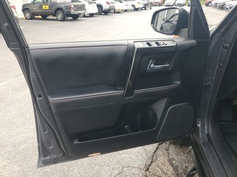Used 2024 Toyota 4Runner TRD Off-Road Premium w/ Off Road Premium Plus Package AWD/4WD image 24