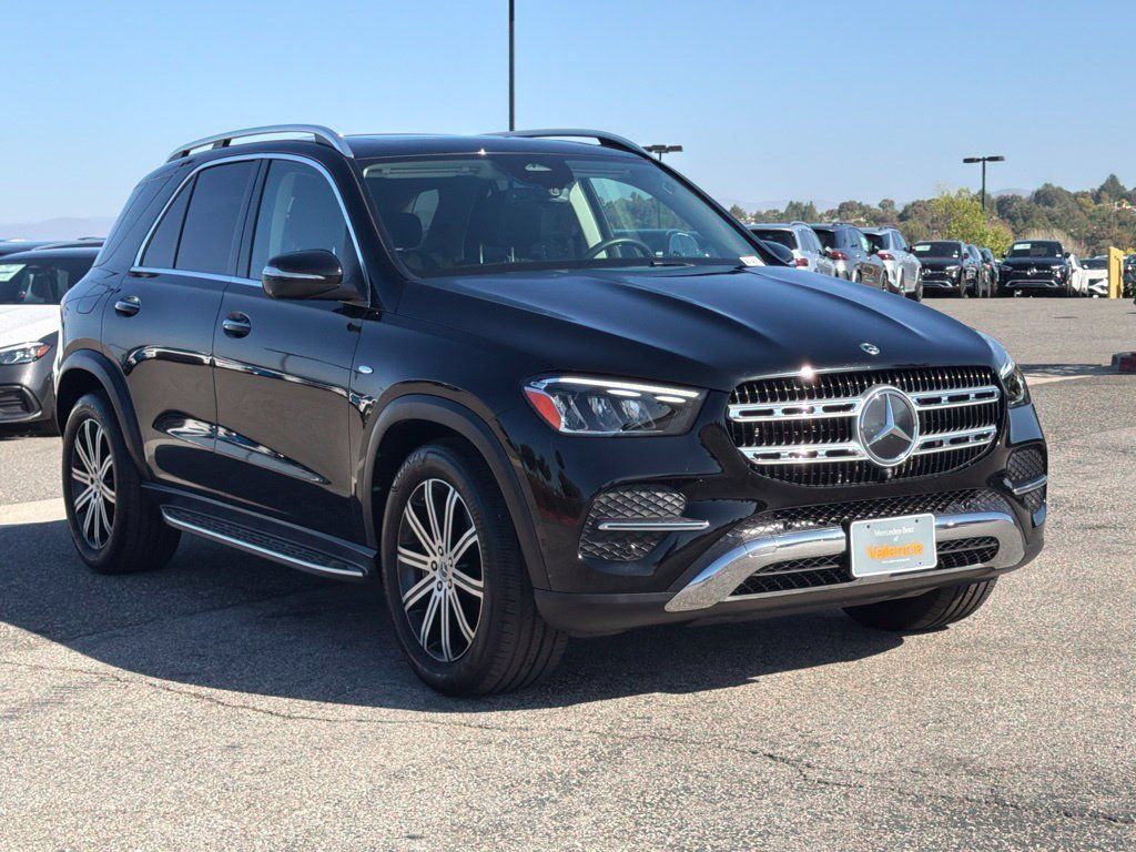 Certified 2025 Mercedes-Benz GLE 450e 4MATIC image 4