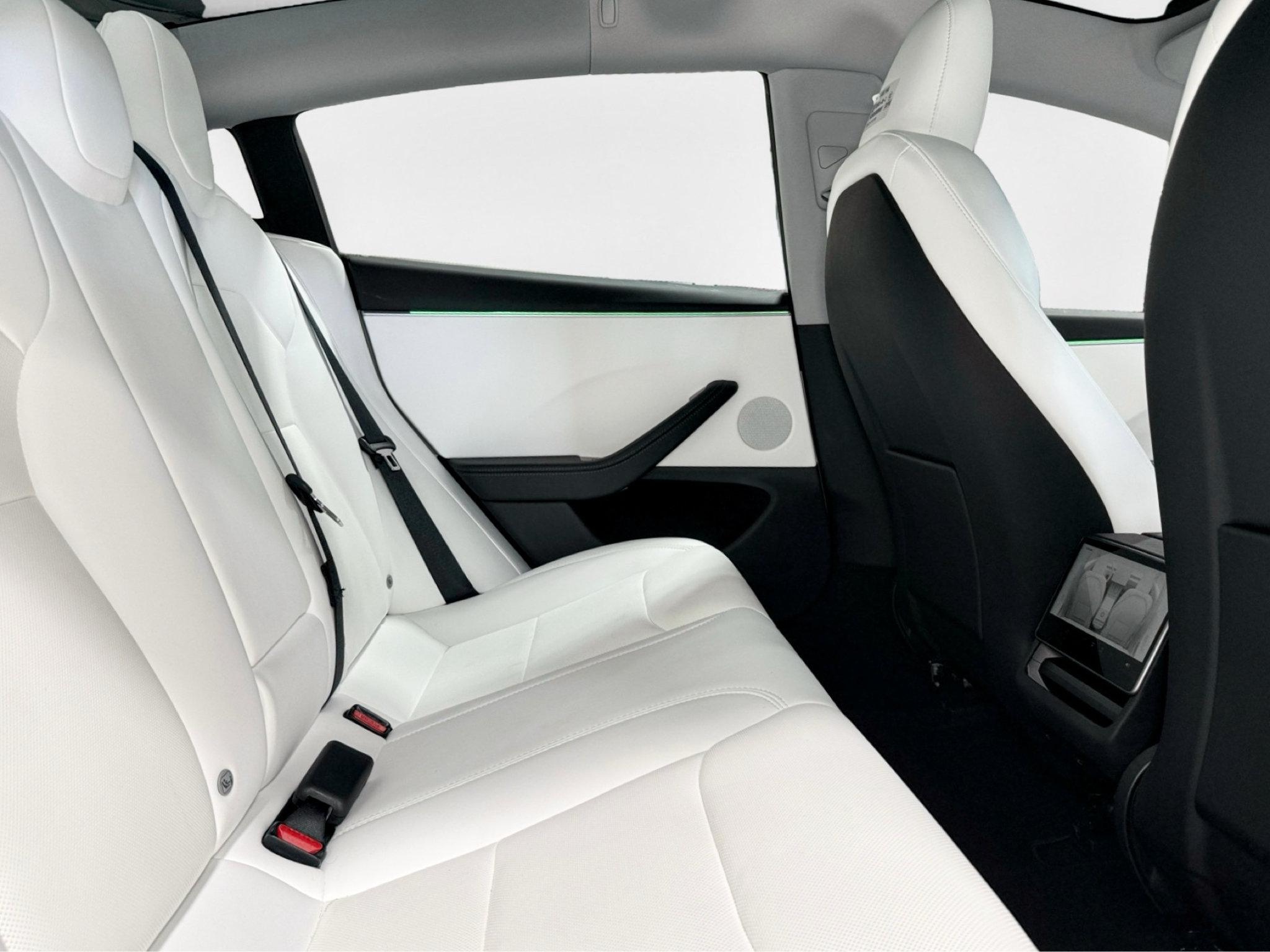 Used 2025 Tesla Model 3 Long Range RWD image 21