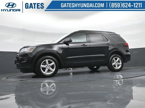 Used 2018 Ford Explorer 4WD w/ Class II Trailer Tow Package image 38