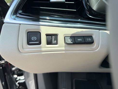 New 2025 Cadillac XT6 Premium Luxury w/ Technology Package image 26