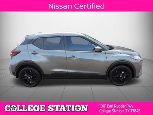 Certified 2024 Nissan Kicks SV FWD image 2