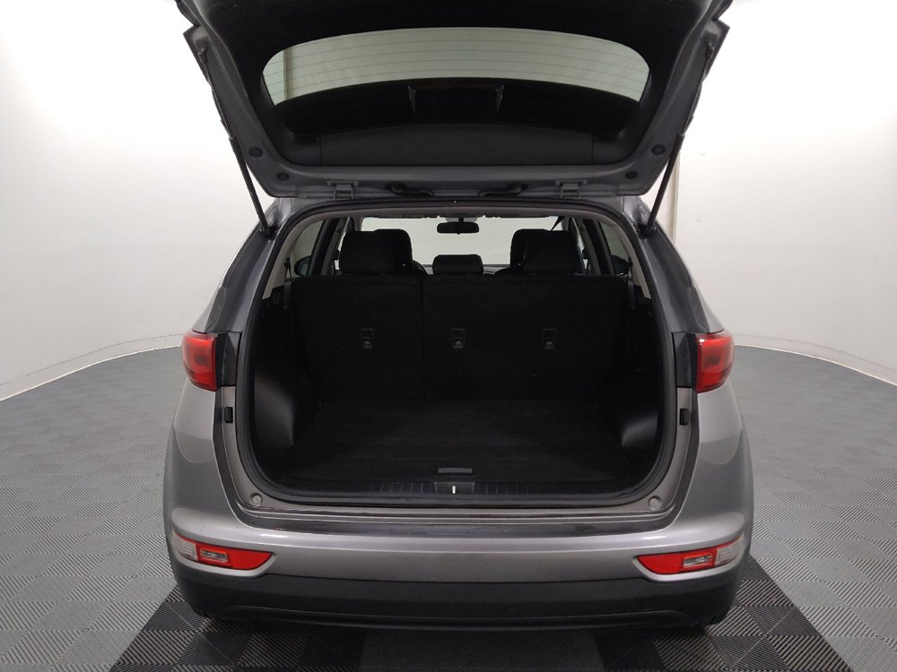 Used 2019 Kia Sportage LX FWD image 29