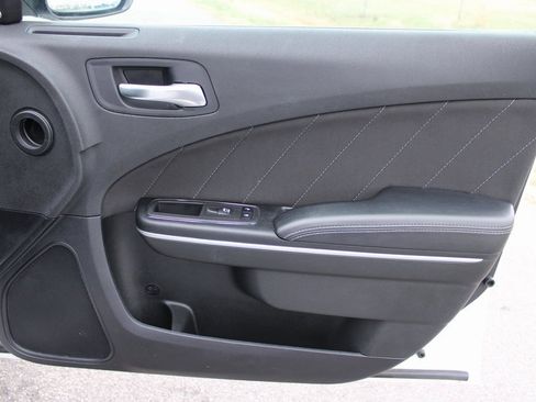 Used 2023 Dodge Charger SXT image 19