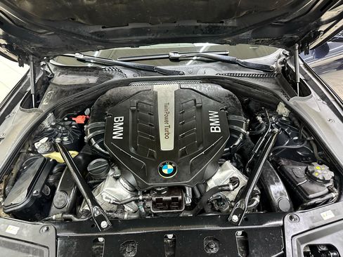 Used 2013 BMW 550i Sedan image 43