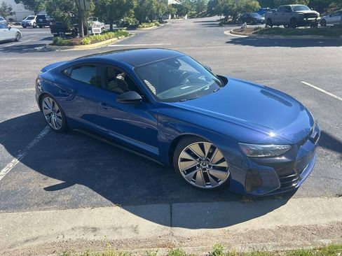 Used 2022 Audi e-tron GT Prestige w/ Prestige Package AWD/4WD image 1