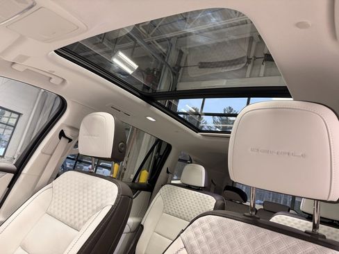 Used 2024 GMC Acadia Denali w/ LPO, Floor Liner Package image 31