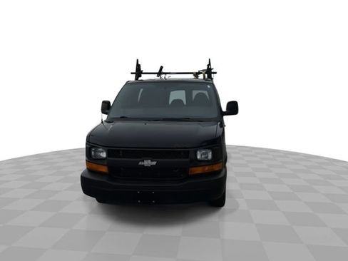 Used 2015 Chevrolet Express 2500 RWD image 3