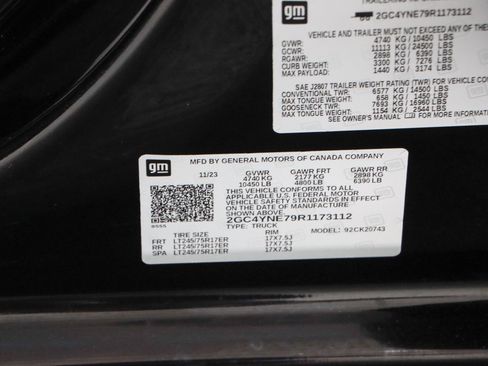 Used 2024 Chevrolet Silverado 2500 LT w/ All Star Edition image 34