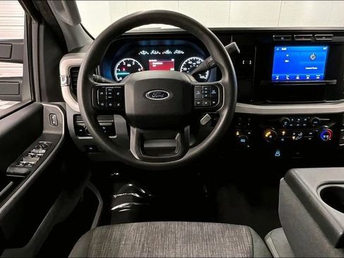 Used 2024 Ford F250 XLT AWD/4WD image 6