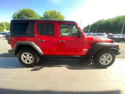 Used 2021 Jeep Wrangler Unlimited Sport AWD/4WD image 6