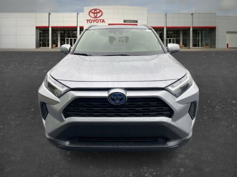 Certified 2022 Toyota RAV4 XLE w/ Convenience Package AWD/4WD image 2