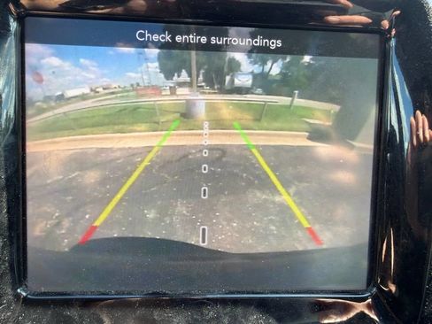 Used 2019 Jeep Compass Limited AWD/4WD image 2