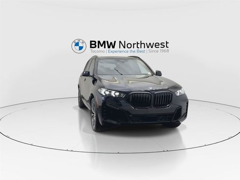 New 2026 BMW X5 xDrive40i w/ M Sport Package AWD/4WD image 7