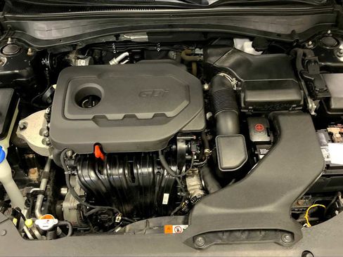 Used 2016 Kia Optima LX w/ LX Convenience Package image 28