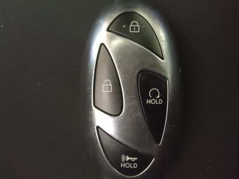Used 2025 Hyundai Elantra Sport w/ Cargo Package FWD image 32