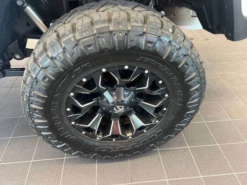 Used 2020 Jeep Gladiator Overland w/ Popular Equipment Package AWD/4WD image 12