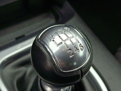 Used 2020 Ford Mustang GT RWD image 16