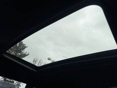 Used 2010 Dodge Challenger SRT8 w/ SRT Option Group II image 20