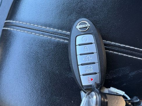 Used 2025 Nissan Altima 2.5 SV image 24