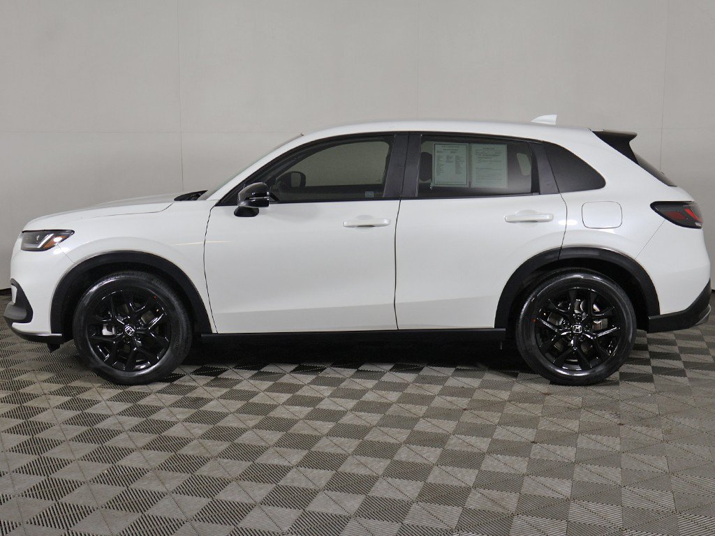 Used 2024 Honda HR-V Sport image 16
