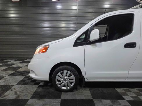 Used 2020 Nissan NV200 SV image 32