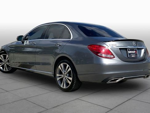 Used 2018 Mercedes-Benz C 300 Sedan w/ Premium Package image 12