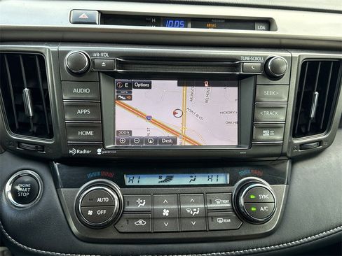 Used 2014 Toyota RAV4 Limited image 26