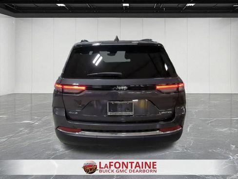Used 2023 Jeep Grand Cherokee Limited image 7